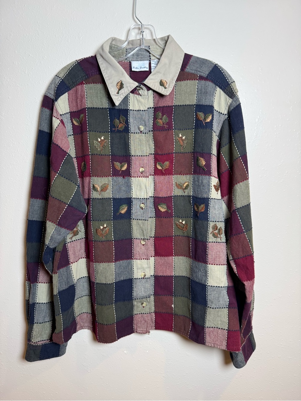 90’s Vintage Fall Autumn Embroidered Button-Up Plaid Shirt Novelty Fun